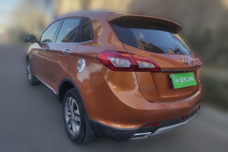 Used BAIC Senova X65 2015 2.0T Automatic Elite Model