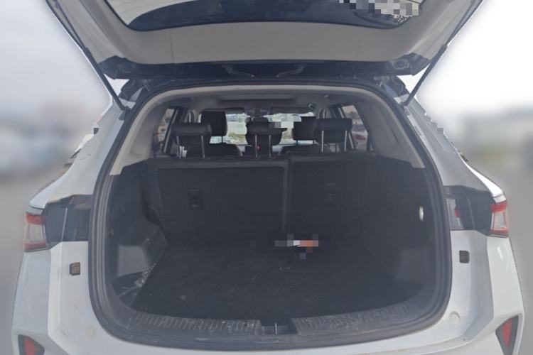 Used Wuling Asta 2022 2.0L DHT Electric-Speed Version