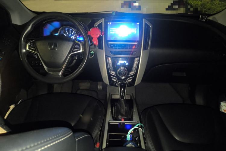 Used Luxgen U6 SUV 2016 1.8T Fashion-Upgraded Model
