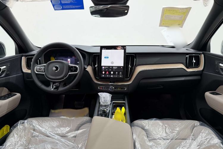 Used Volvo XC60 2026 B5 4x4 Smart Luxury Edition
