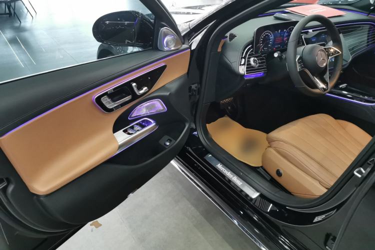 Used Mercedes-Benz E-Class 2024 Facelift E 260 L
