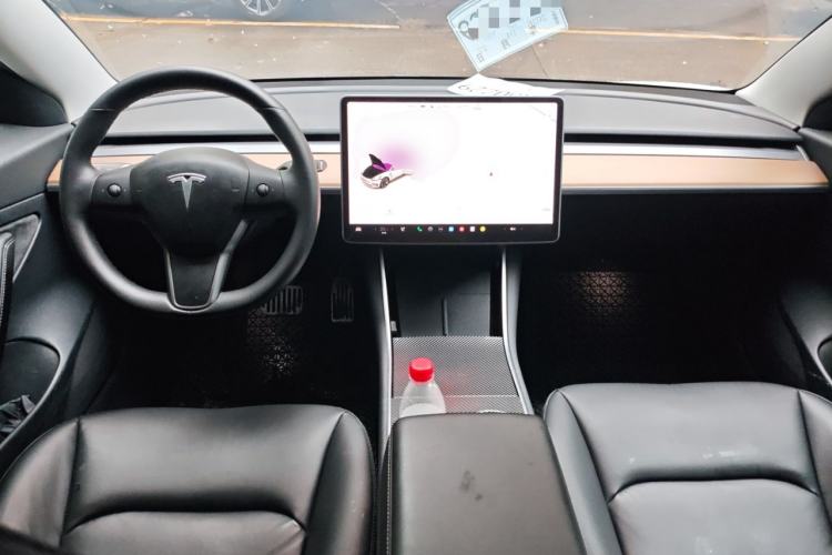 Used Tesla Model 3 2020 Long-Range Rear-Wheel-Drive Version Center Console