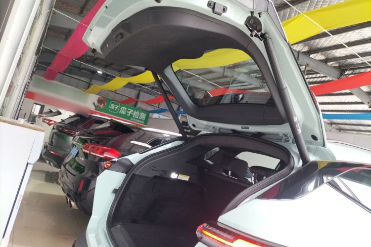 Used JETOUR Shanhai L6 2024 1.5TD DHT ULTRA
