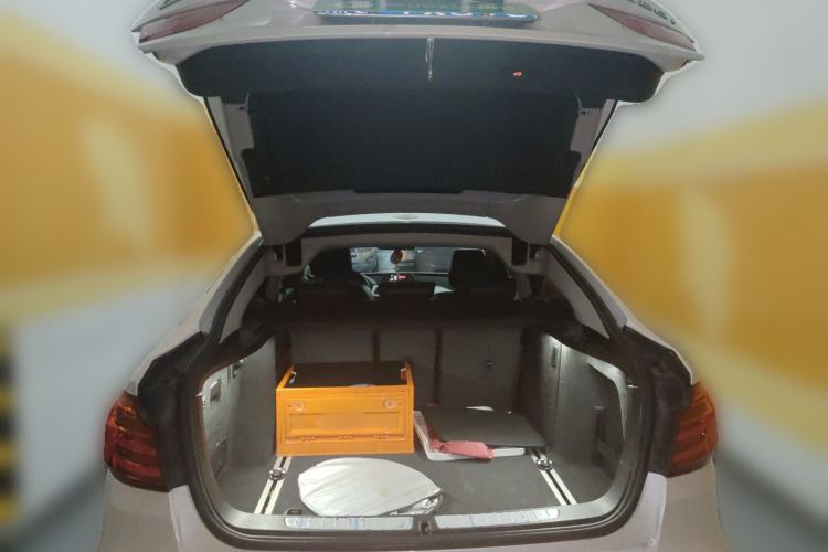 Used BMW 3 Series GT 2013 320i Leading Model Trunk