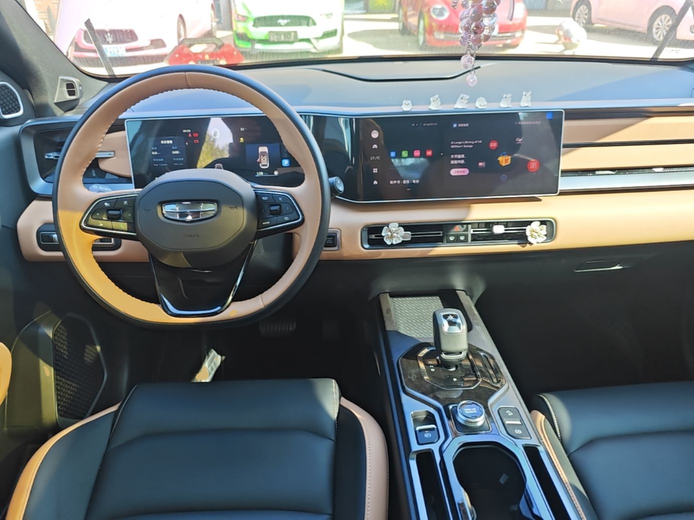 Geely Auto icon 2023 1.5TD Chocolate Luxe Edition — снимка 12