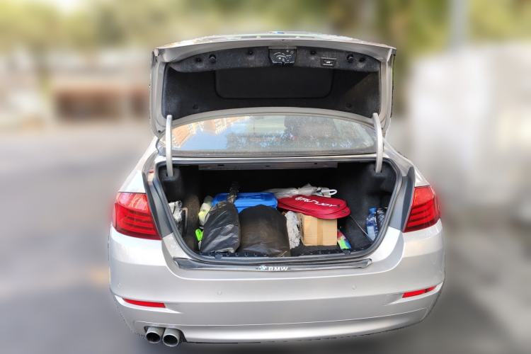 Used BMW 5 Series 2013 530Li Leading Model
