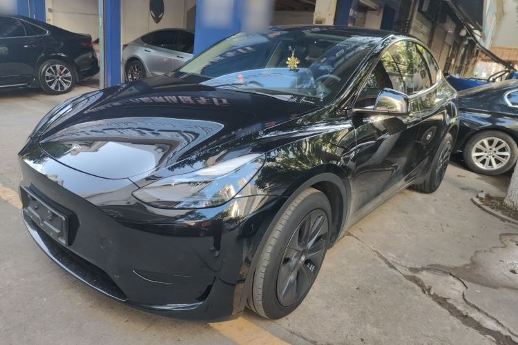 Used Tesla Model Y 2023 Rear-Wheel-Drive Version