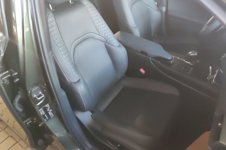 Used Lexus UX New Energy 2020 300e Pure·Joy Edition Right Front Seat