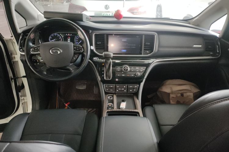 Used GAC Trumpchi M8 2018 320T Luxury Edition Center Console