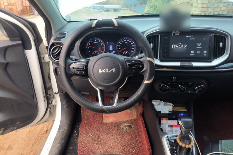 Used Kia kx1 Stonic 2021 1.4L CVT Fun Edition