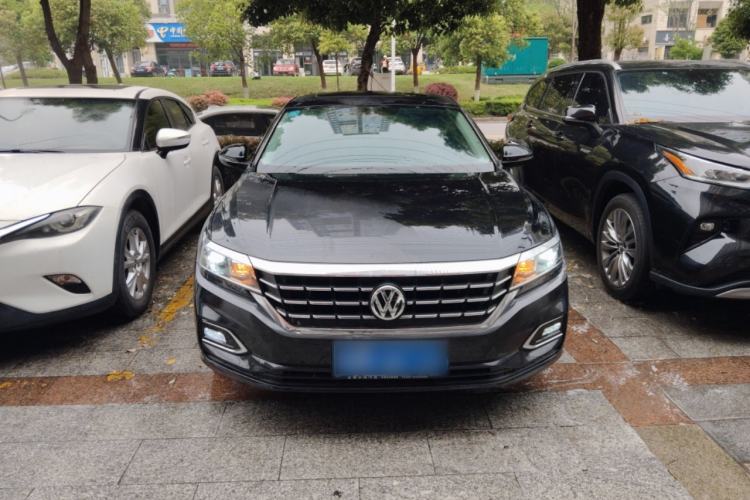 Used Volkswagen Passat 2019 280TSI Business Edition China VI