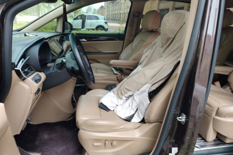 Used Buick GL8 2017 ES 28T Flagship Model China V Standard
