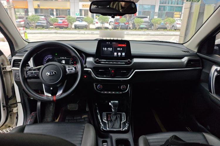 Used Kia Sportage R 2018 2.0L Automatic Smart Luxury Version China V Standard