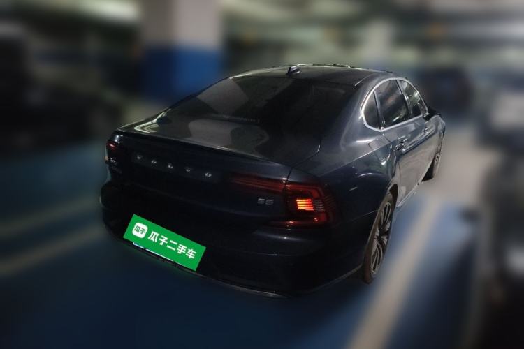 Used Volvo S90 2022 B5 Zhiyi Luxury Edition

