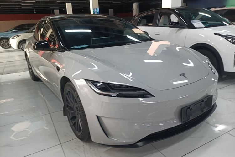 Used Tesla Model 3 2023 Rear-Wheel-Drive Version
