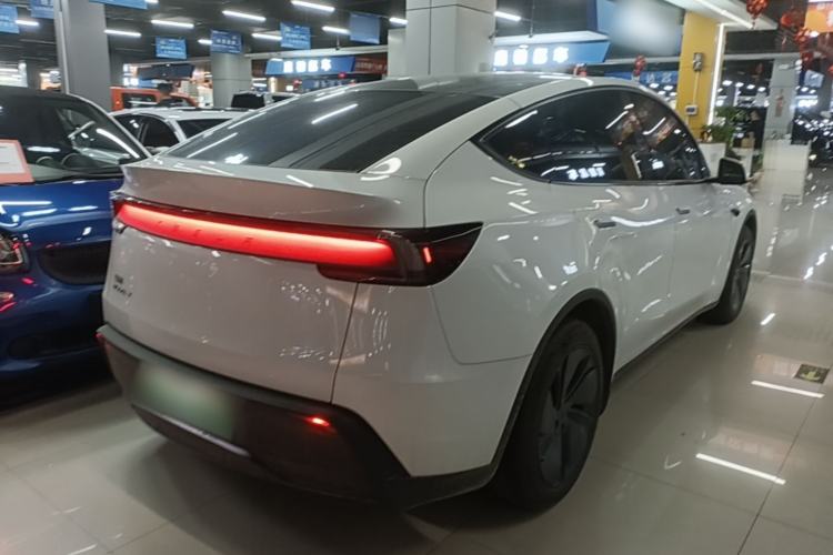 Used Tesla Model Y 2025 Rear-Wheel Drive First Edition