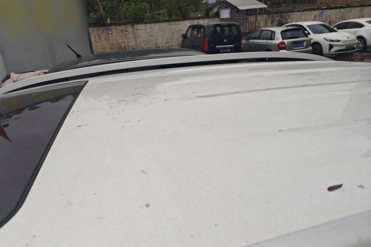 Used Haval H2 2017 Red-Label 1.5T Manual Two-Wheel-Drive Elite Model Roof