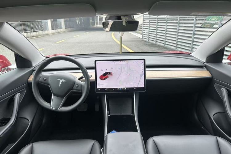 Used Tesla Model 3 2019 Standard Range Rear-Drive Upgraded Version
