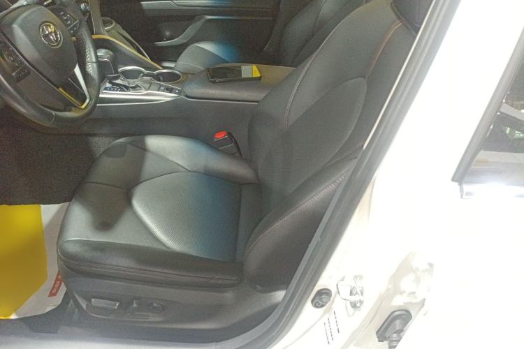 Used Toyota Camry 2021 2.0G Luxury Edition