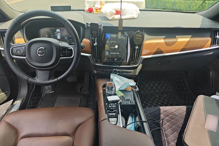 Used Volvo S90 2021 B5 Zhiyi Luxury Edition
