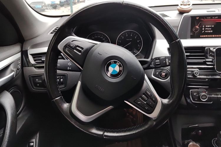 Used BMW X1 2016 sDrive18Li Fashion Model Steering Wheel