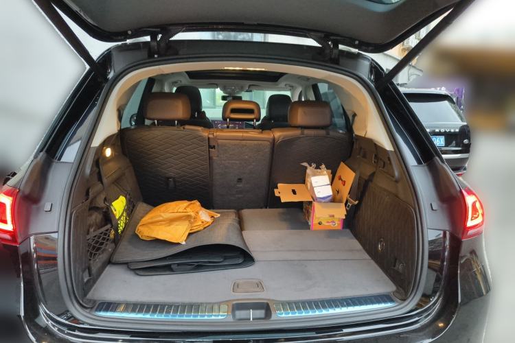 Used Mercedes-Benz GLE 2020 Facelifted GLE 350 4MATIC Luxury Edition Trunk