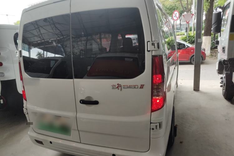 Used CHANGAN KAICHENG Ruixing EM80 2024 Comfort-Style 6-Seater 41.86 kWh Rear