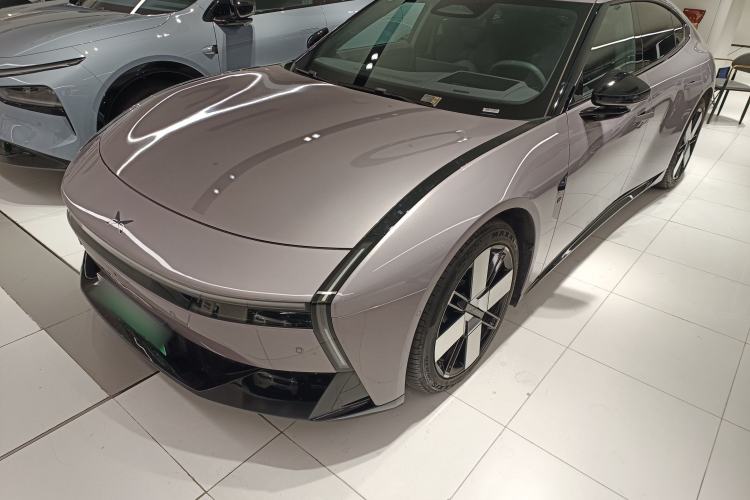 Used XPeng P7 2025 Model—750 All-Wheel-Drive High-Performance Ultra