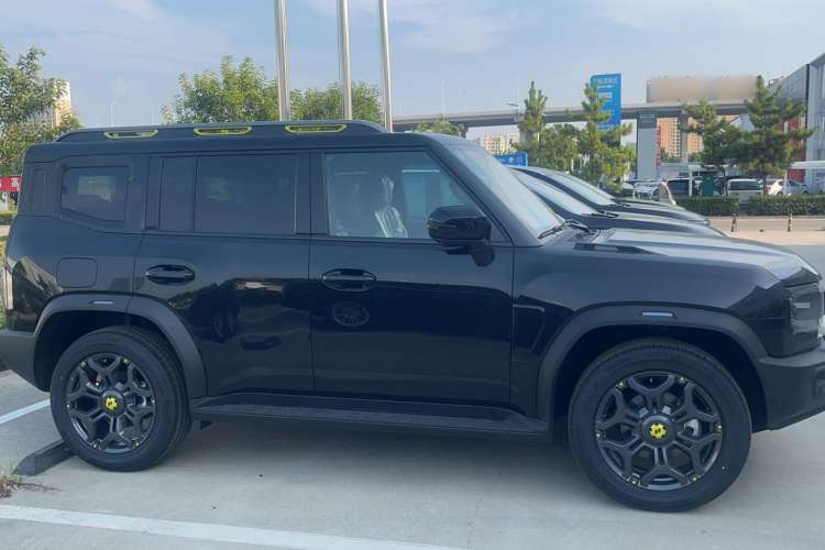 Used JETOUR Traveler C-DM 2024 C-DM 208KM Mountain & Wilderness Edition Exterior 2