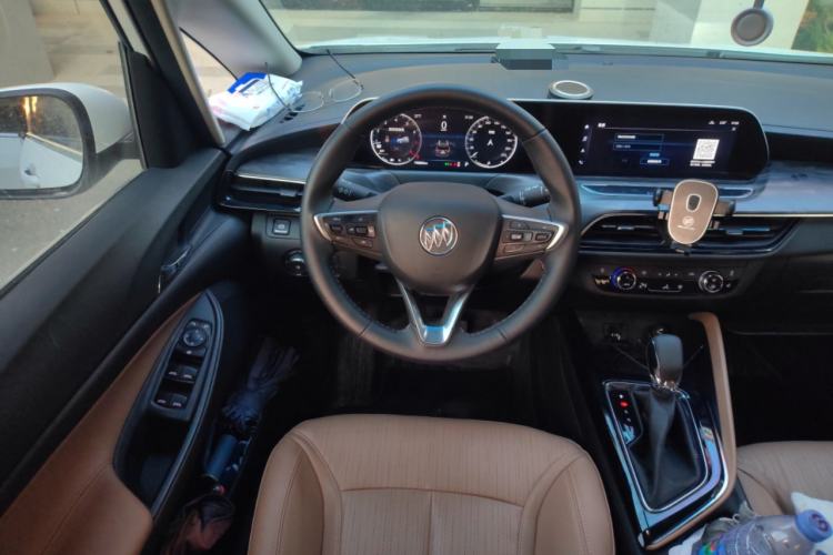 Used Buick GL6 2021 323T Mild Hybrid Connect Luxury Model Steering Wheel