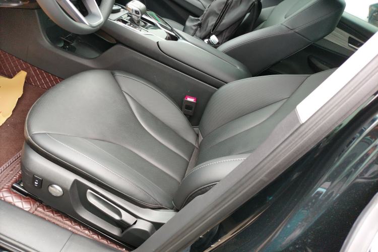 Used Hongqi E-QM5 2024 500km Range Edition Left Front Seat