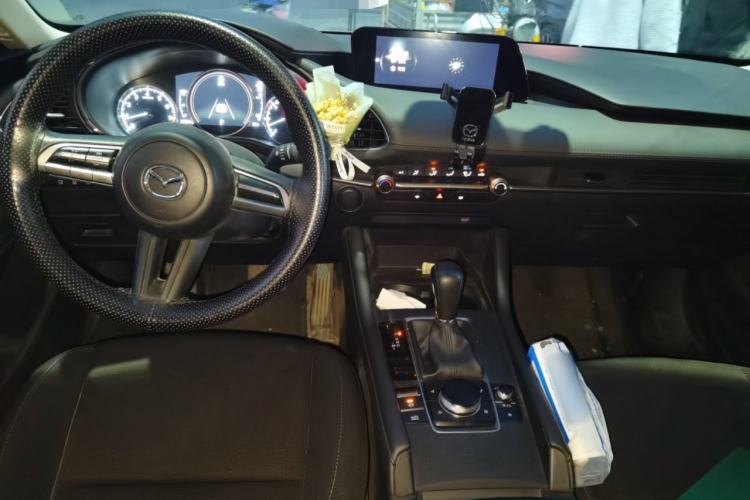 Used Mazda 3 Axela 2021 2.0L Automatic Zhiqing Edition