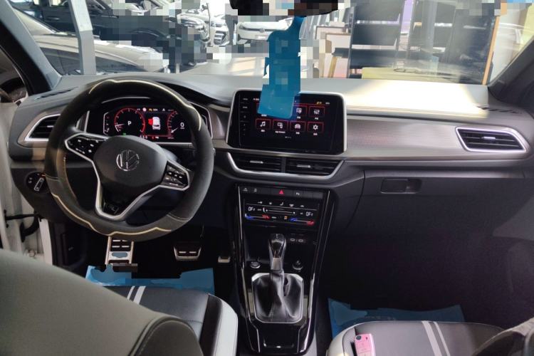 Used Volkswagen T-ROC 2025 Facelifted 300TSI DSG Two-Wheel-Drive Chen Guang Edition
