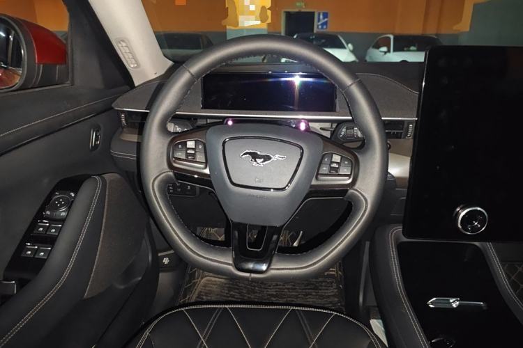 Used Ford Mustang Mach-E 2021 Leap Edition Rear-Drive Version (Standard Range)