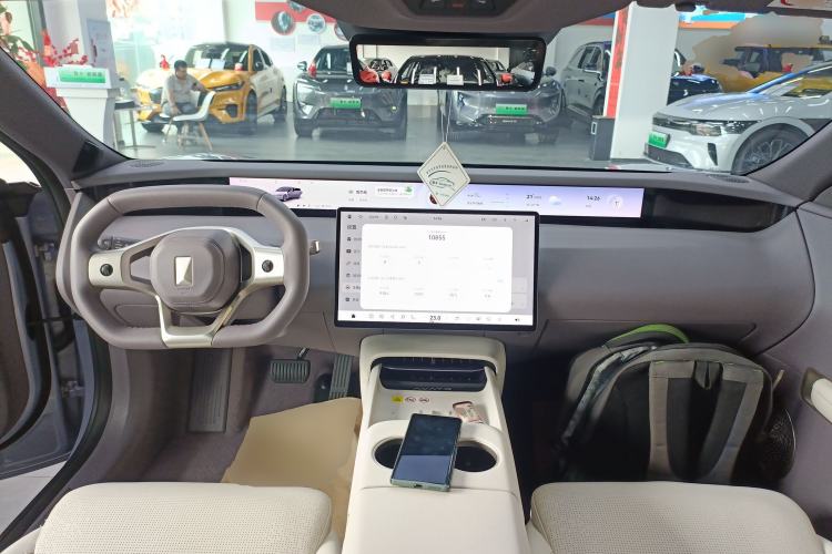 Used Avatr 06 2025 Pro Range-Extended Edition Center Console