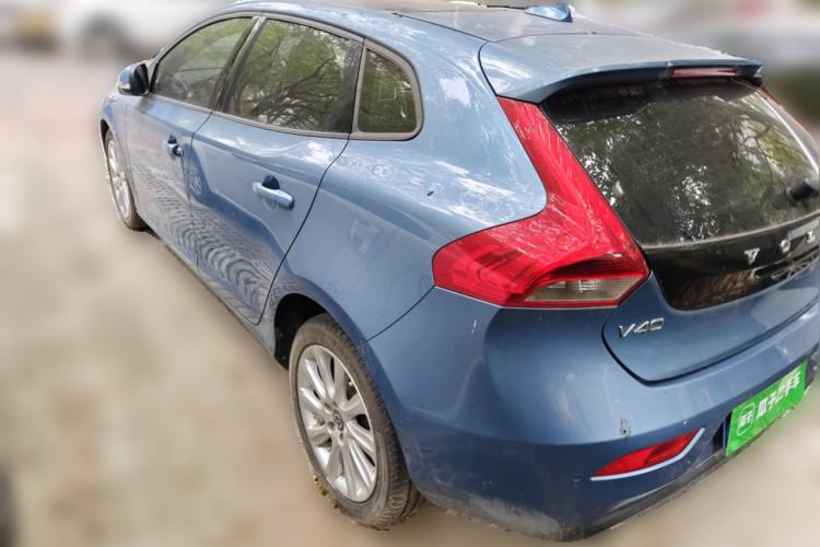 Used Volvo V40 2016 T3 Zhiyi Edition
