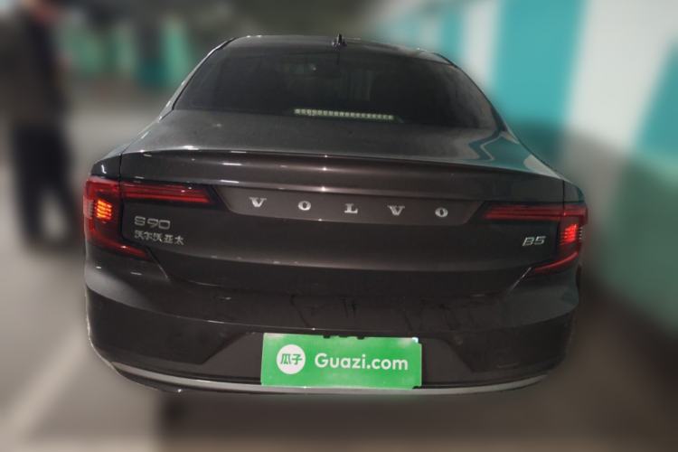 Used Volvo S90 2022 B5 Zhiyuan Luxury Edition
