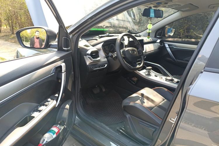 Used Geely Auto Coolray 2024 1.5T DCT Longteng Edition Interior 3