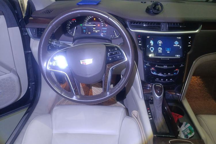 Used Cadillac XTS 2017 28T Elite Model Steering Wheel
