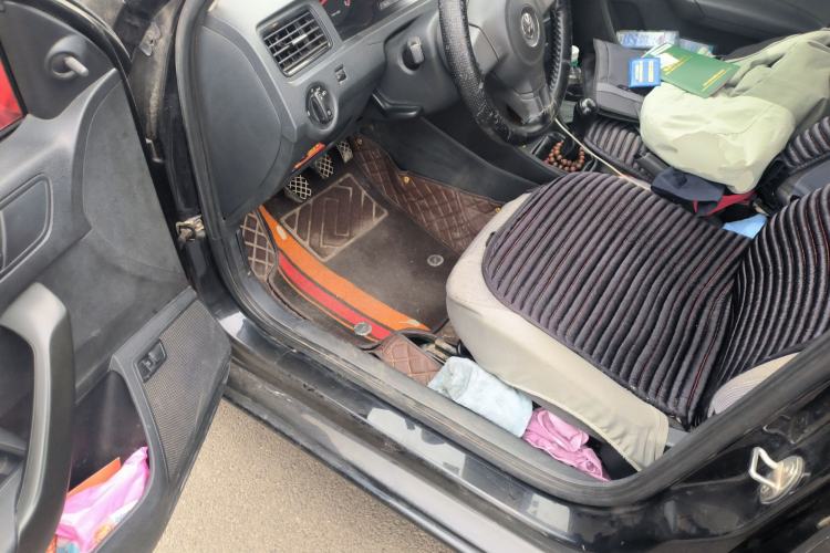 Used Volkswagen Santana 2013 1.6L Manual Fashion Edition Driver Seat