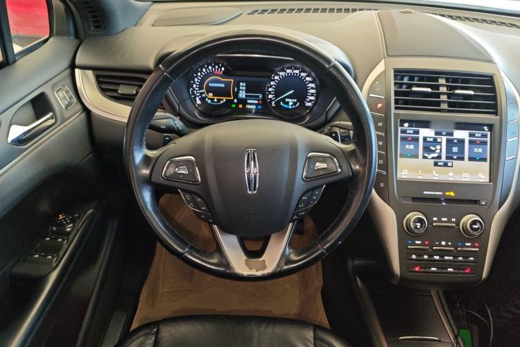 Used Lincoln MKC 2017 2.0T Two-Wheel Drive Deluxe Edition
