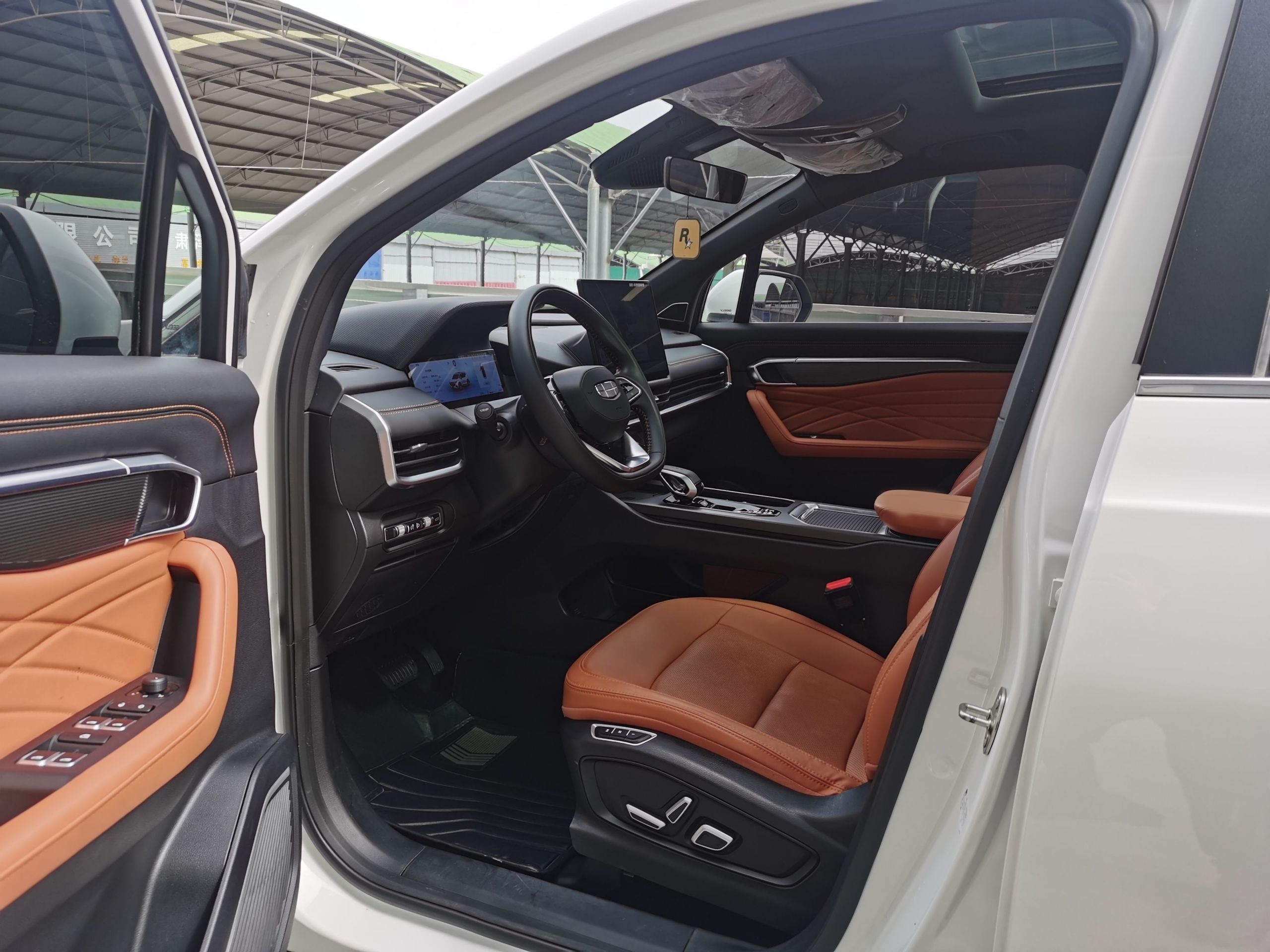Geely Auto Haoyue L 2024 2.0T DCT Flagship Version — снимка 17