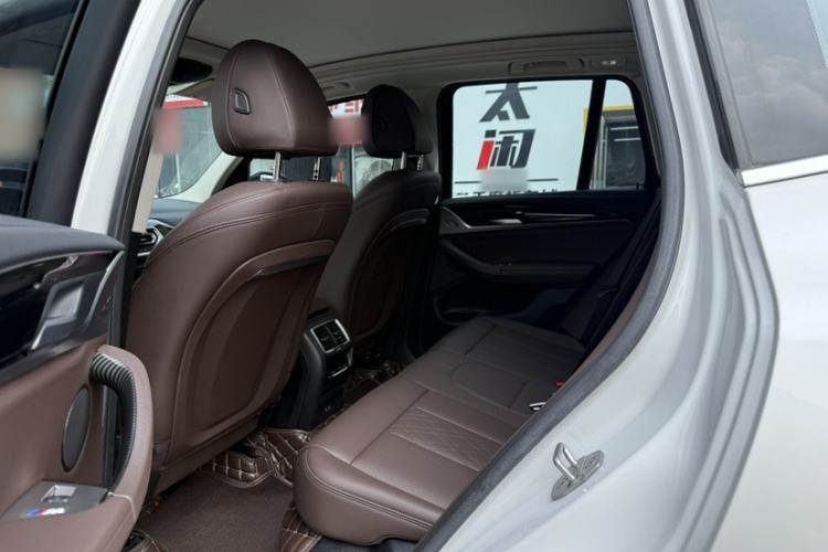 Used BMW X3 2022 xDrive25i M Sport Package Interior 3