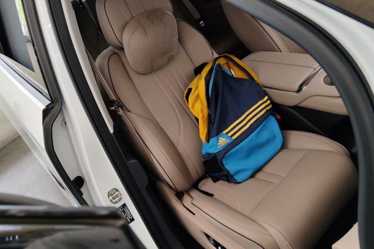 Used XPeng X9 2025 740 Ultra-Long Range Max
