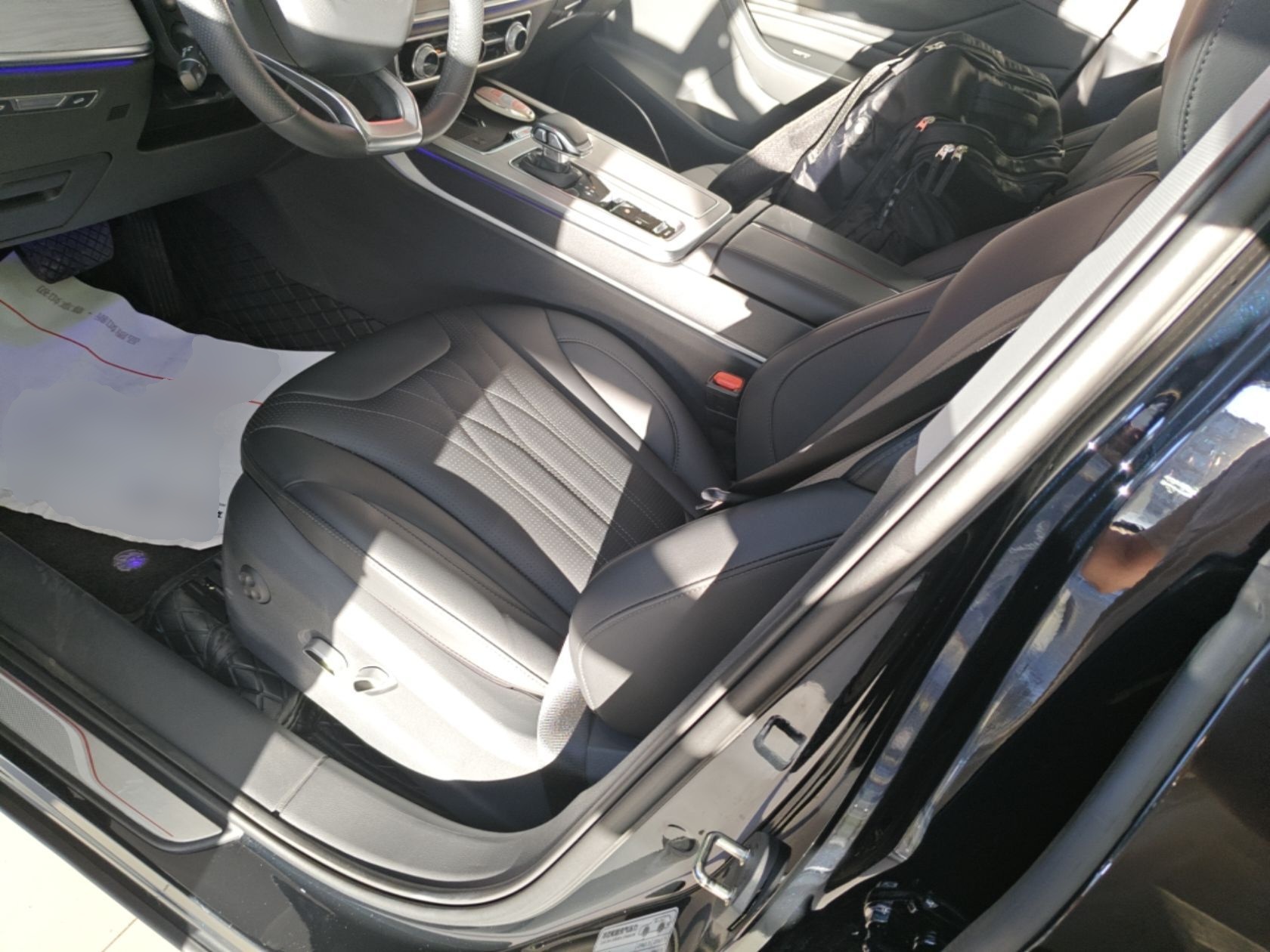Hongqi HS5 2025 2.0T Two-Wheel Drive Flagship Pro Edition - Chinese Trim Xiang — снимка 19