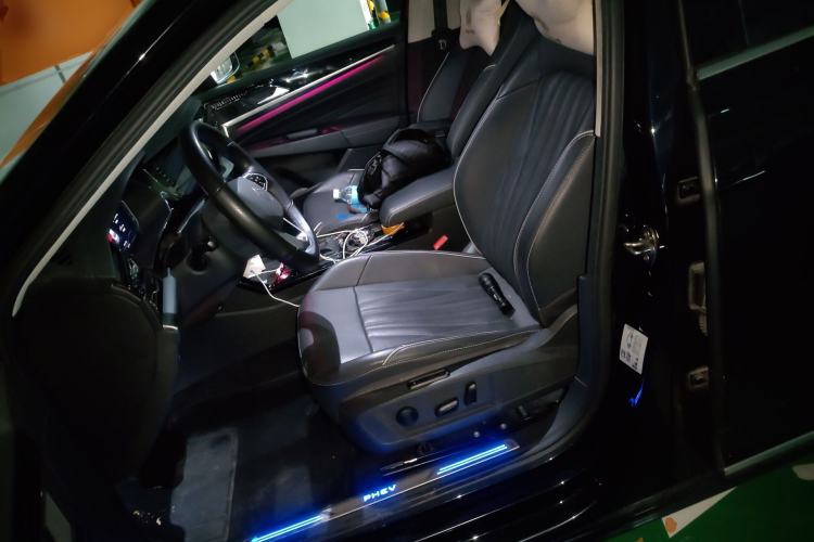 Used Volkswagen Passat New Energy 2022 430 PHEV Hybrid Luxury Edition Left Front Seat