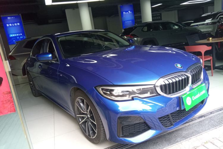 Used BMW 3 Series 2020 325i M Sport Package Front Right 45 Deg