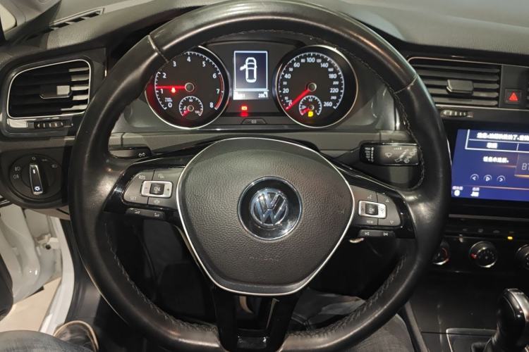 Used Volkswagen Golf 2020 280TSI DSG Comfort Version
