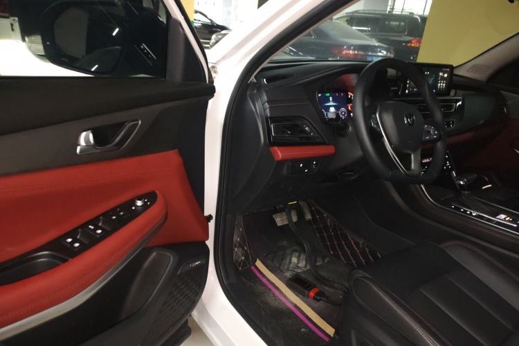 Used Changan CS75 2023 Enjoy Edition 1.5T DCT Prestige Version
