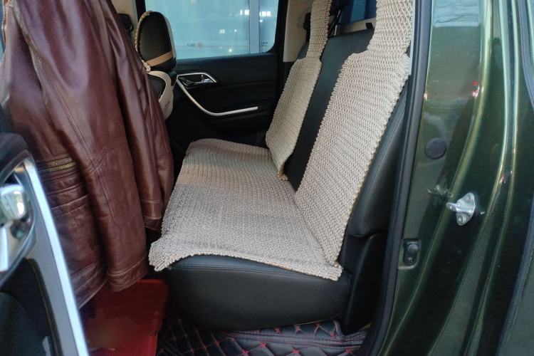 Used JMC Yuhu 3 2018 1.8T Gasoline Two-Wheel Drive Advanced Edition Standard Wheelbase
